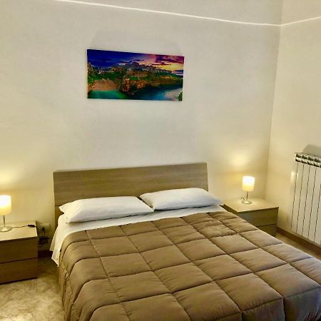Al Civico 3 Centro Apartment Полиняно а Маре Екстериор снимка