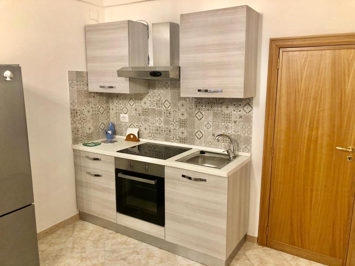 Al Civico 3 Centro Apartment Полиняно а Маре Екстериор снимка