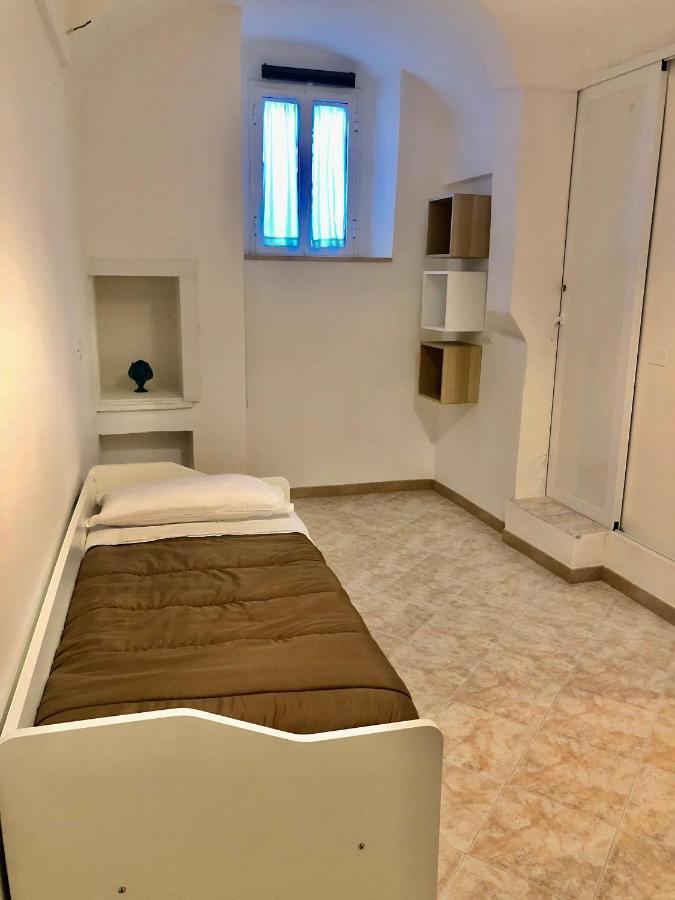 Al Civico 3 Centro Apartment Полиняно а Маре Екстериор снимка